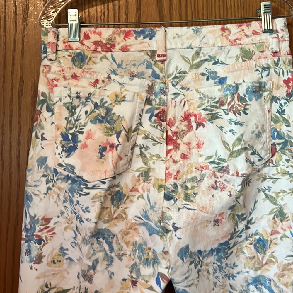 Flowered Capris - Picture 3 of 5